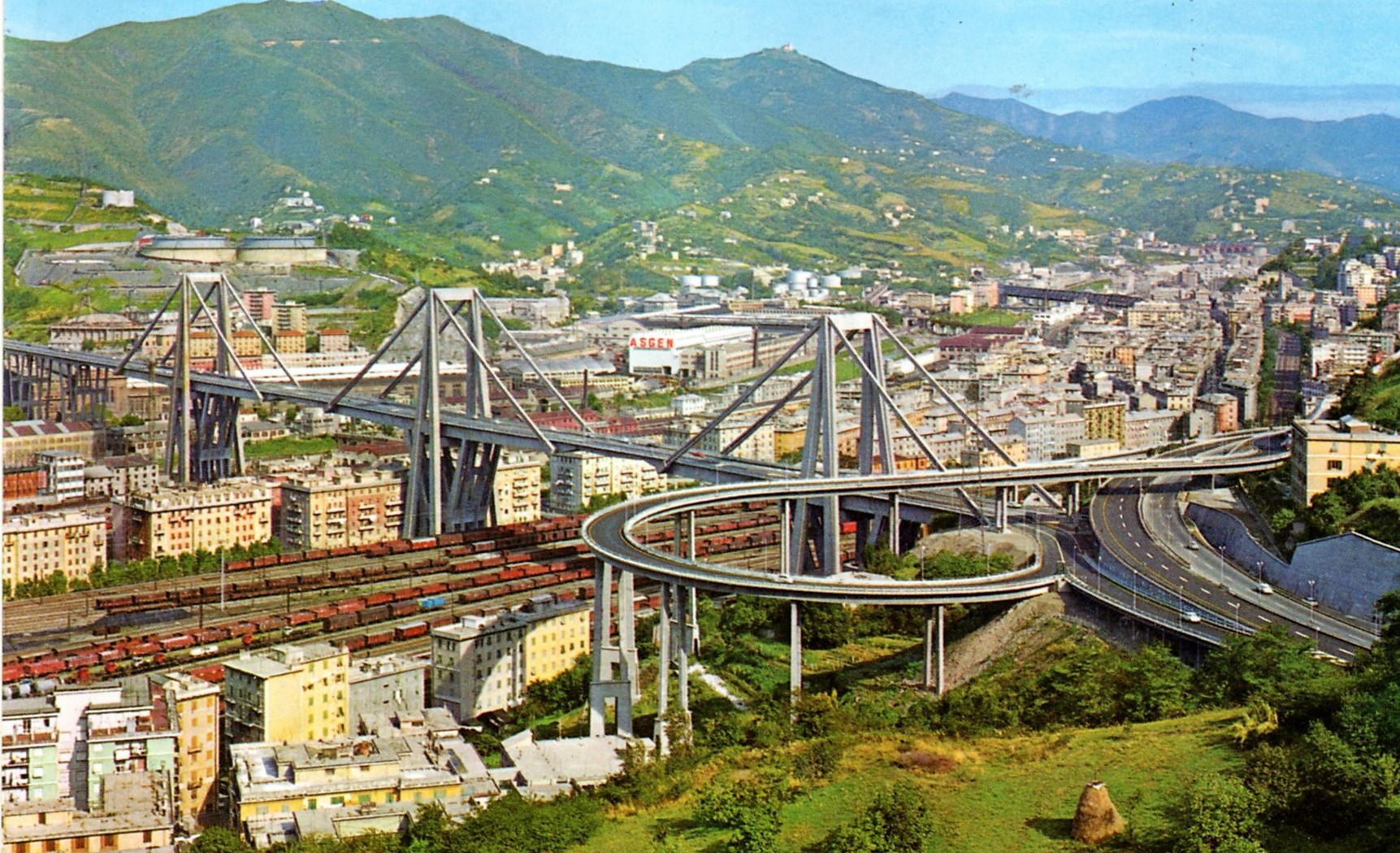 Ponte Morandi Dove Si Trova Il viadotto Polcevera (alias Ponte Morandi) nel 1968 – NULLA DIES SINE